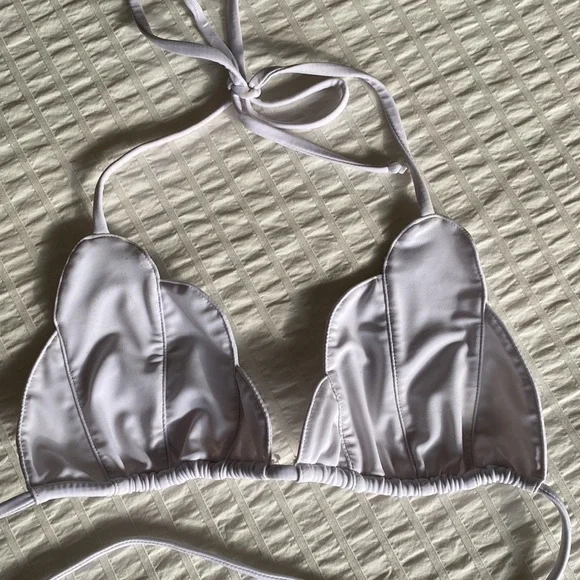 String Bikini set - Picture 4 of 9